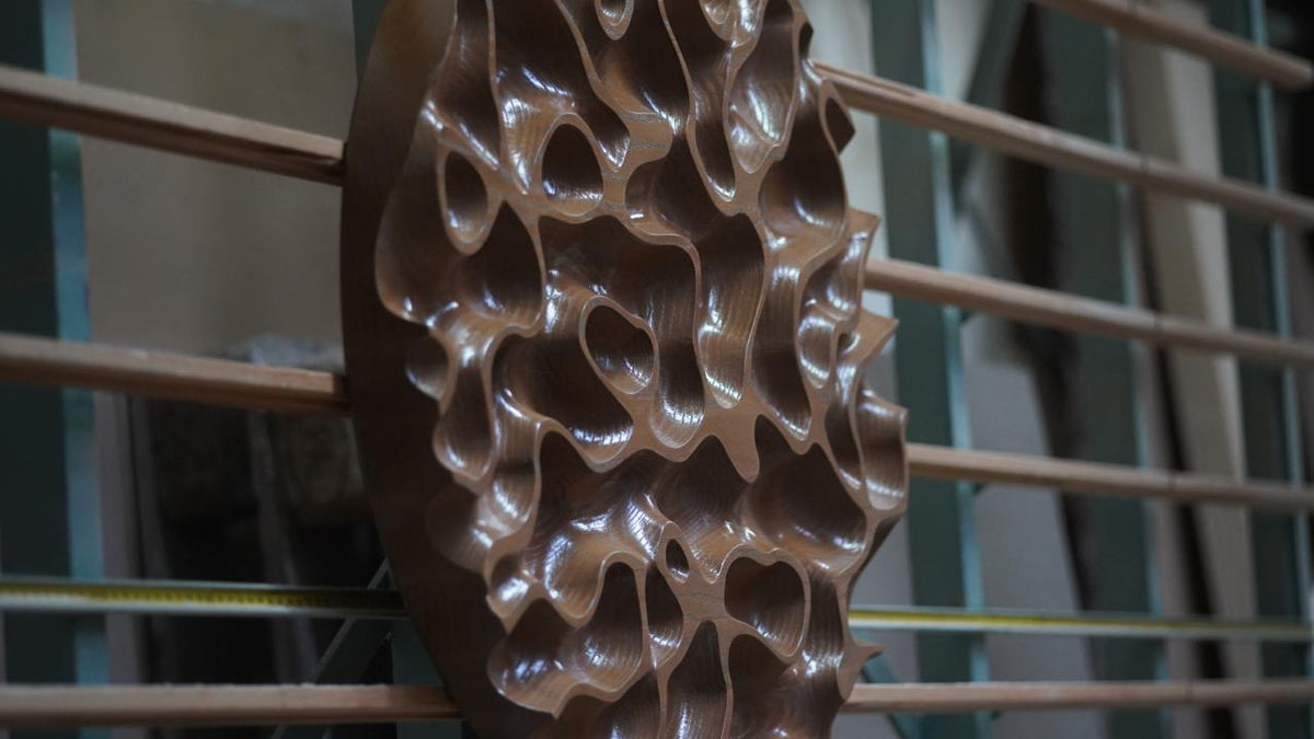 MORPH 46R — material and finish view