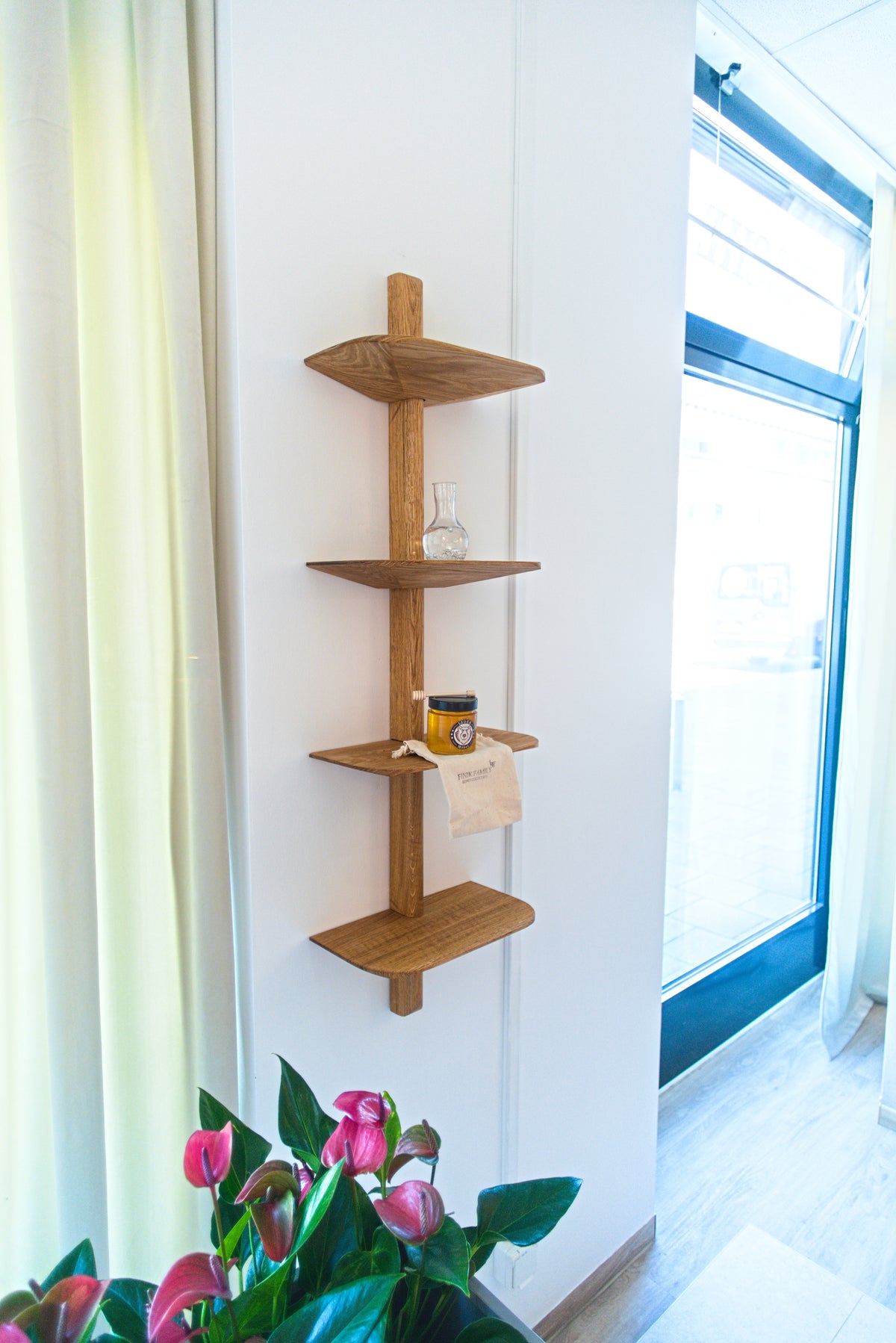 Wall Shelf Scalio